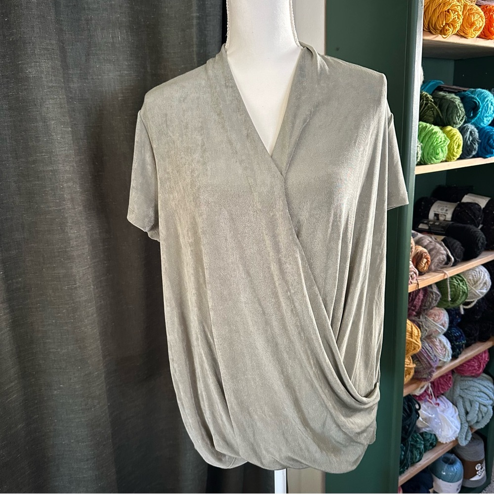 Chicos Women’s  Wrap Top